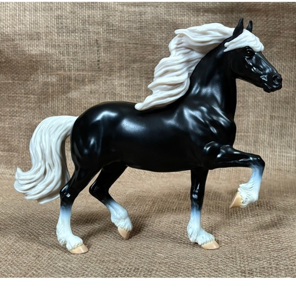Breyer Other - Breyer Paddock Pals Mousse Horse Plastic Figure Toy Black With White Mane